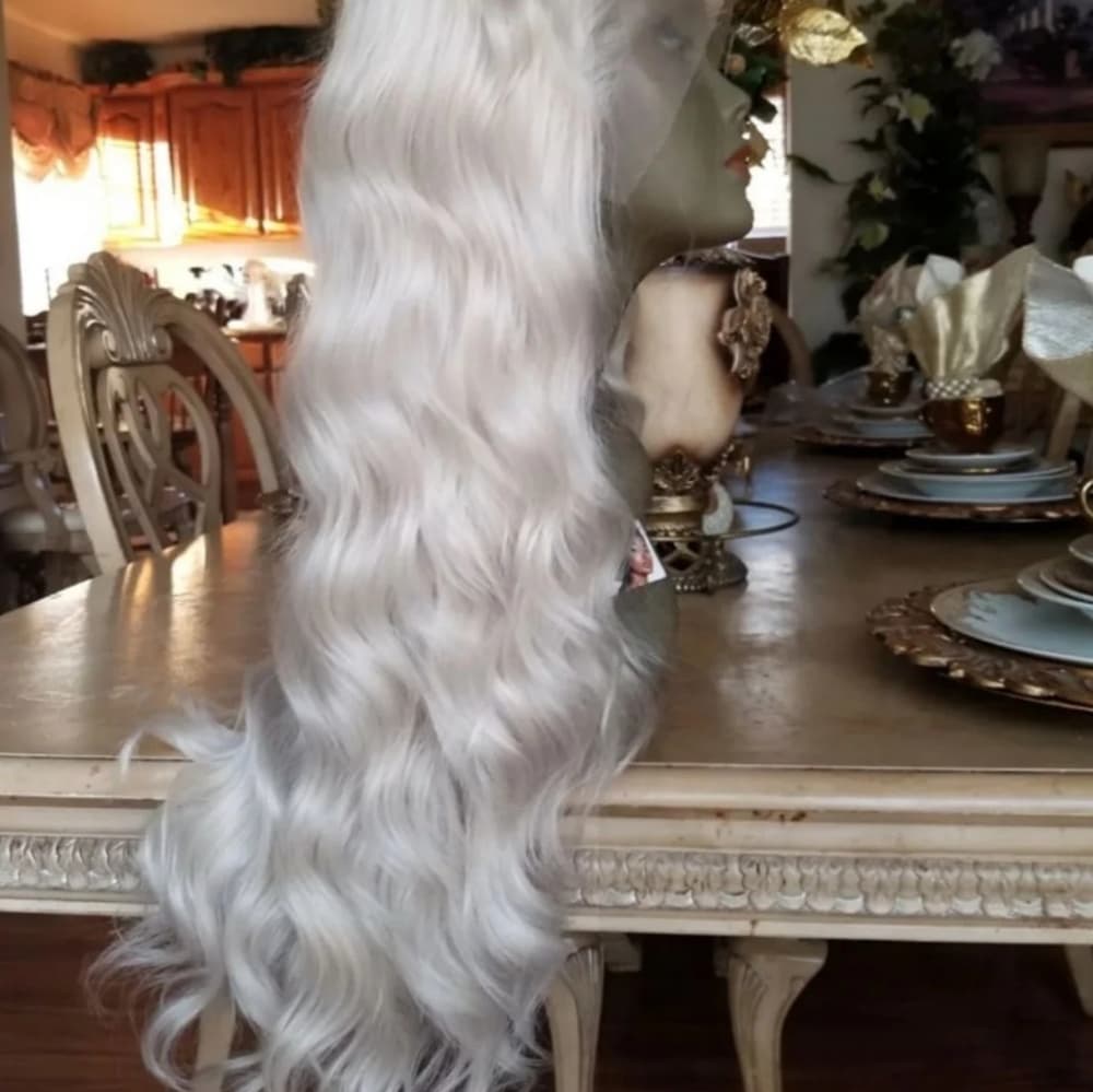 Icy Blonde Lace Front Wig - Thumbnail 4
