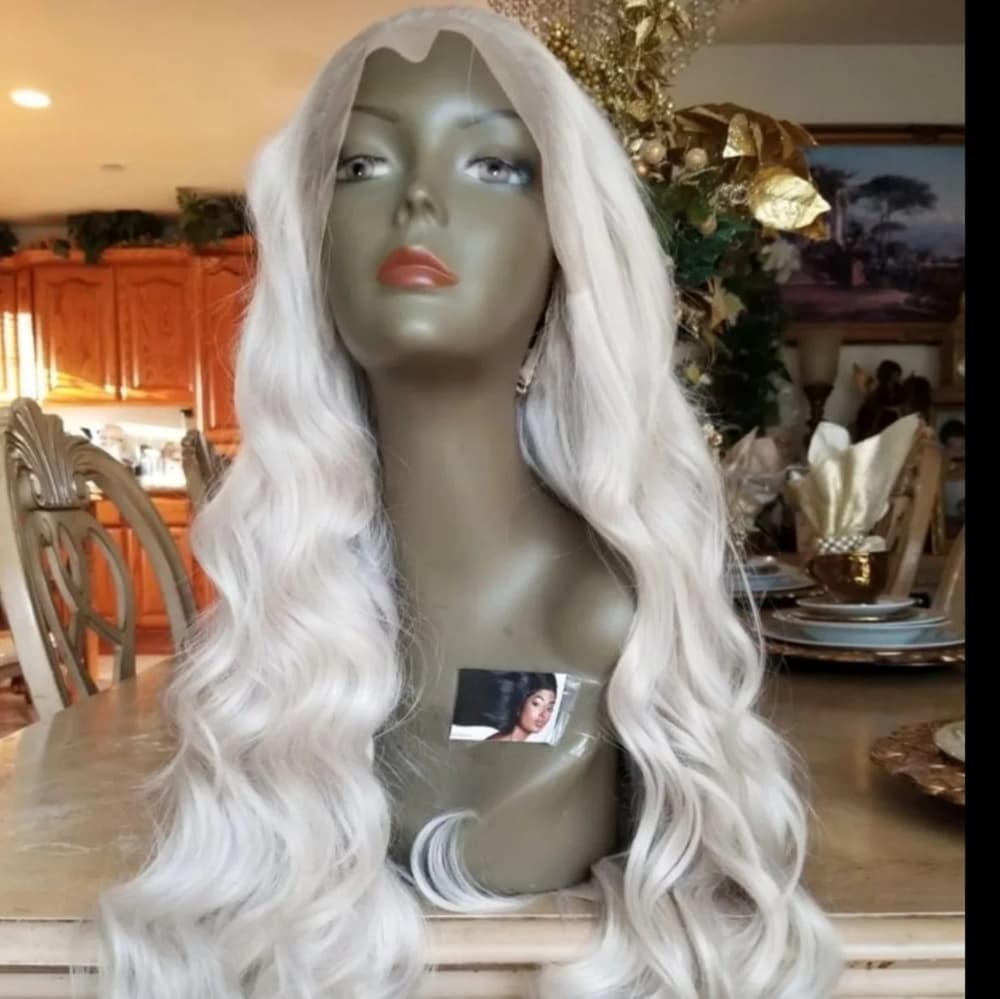 Icy Blonde Lace Front Wig - Thumbnail 3