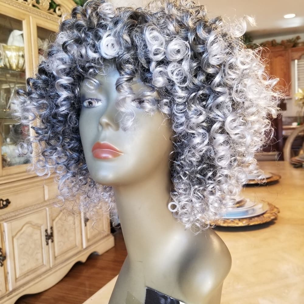 Gray Black Beauty Full Wig - Thumbnail 3