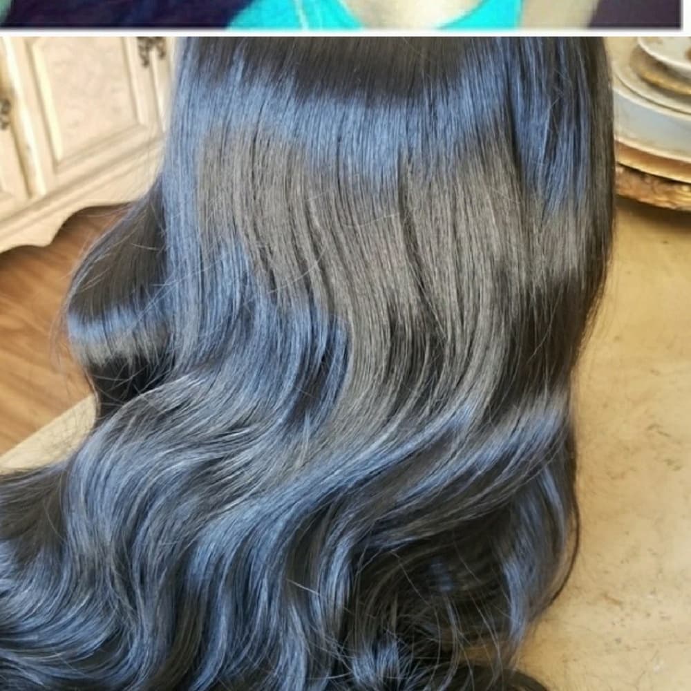 Middle Part Bodywave Wig - Thumbnail 7