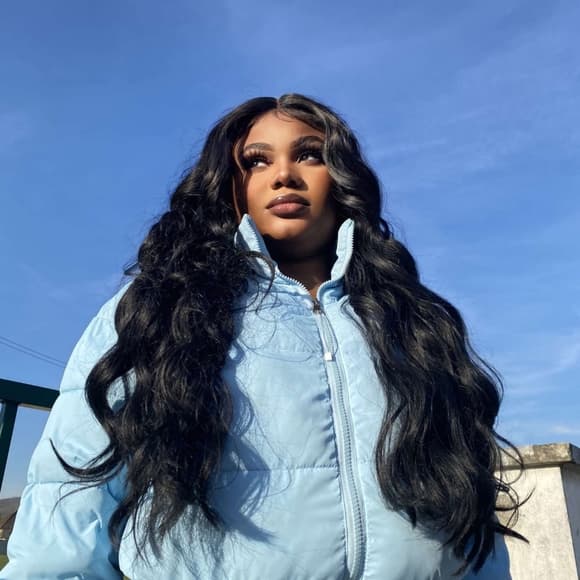 Black Wavy Beauty Lace Front Wig - Thumbnail 5