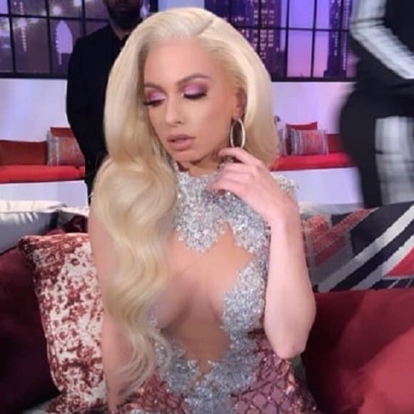 White Blonde Lace Front Wig 22-26 inches!! - Thumbnail 2