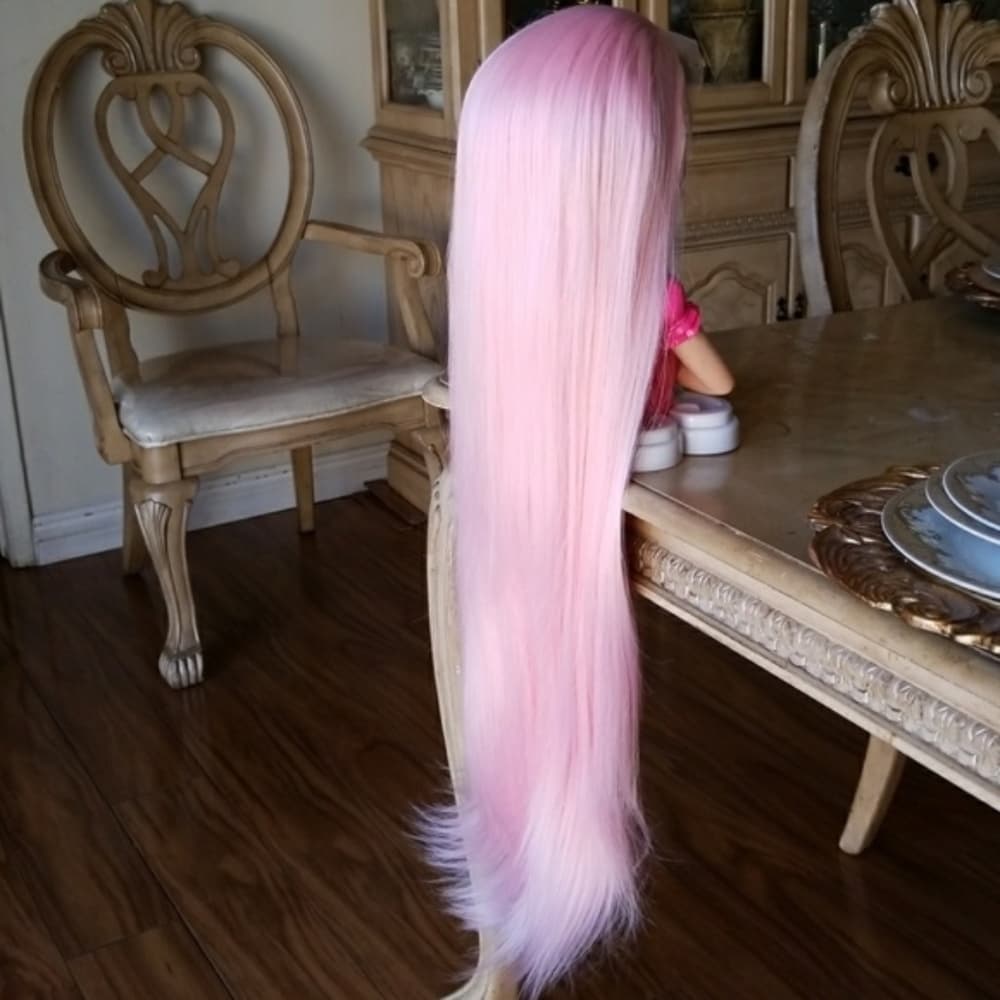 Pink Beauty Lacefront Wig 22-24 inches!! - Thumbnail 6