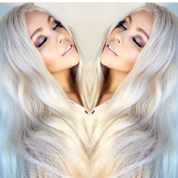 White Blonde Lacefront Wig 22-26 inches!! - Thumbnail 2