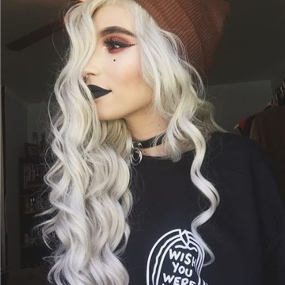 White Blonde Wavy Hair L - Thumbnail 7