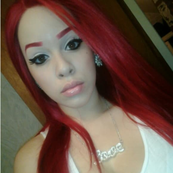 Red Beauty Lace Front Wig - Thumbnail 3