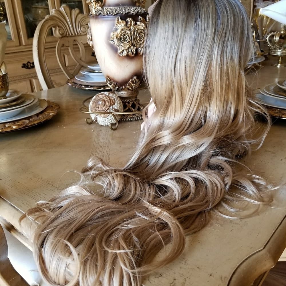 Ombre Blonde Beauty LaceFront Wig 22-26 inches!! - Thumbnail 6