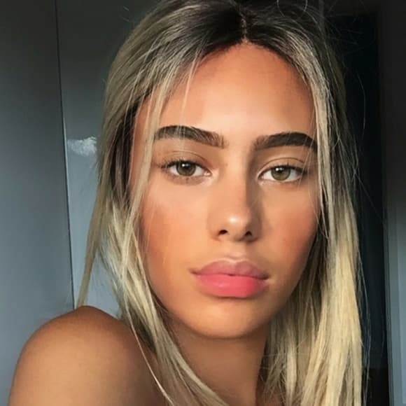 Ombre Blonde Bob LaceFront Wig!! - Thumbnail 8