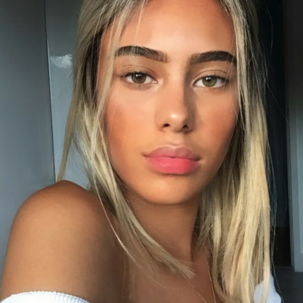 Ombre Blonde Bob LaceFront Wig!! - Thumbnail 2