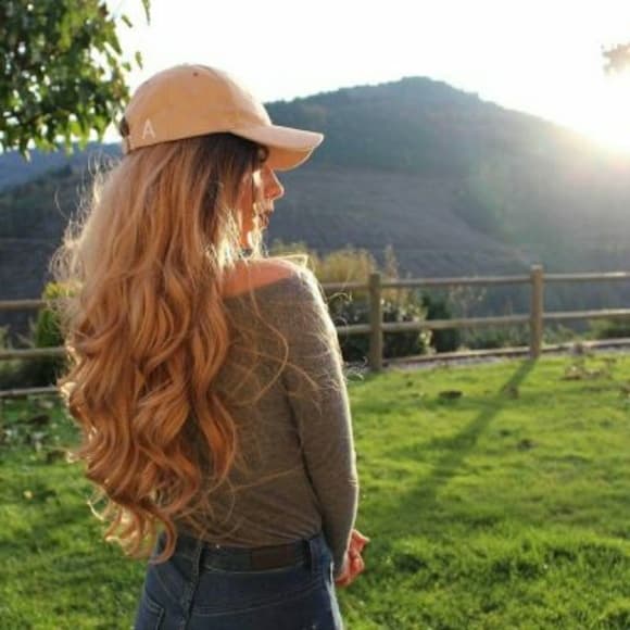 Pink Beauty LaceFront Wig 24-26 inches!! - Thumbnail 7