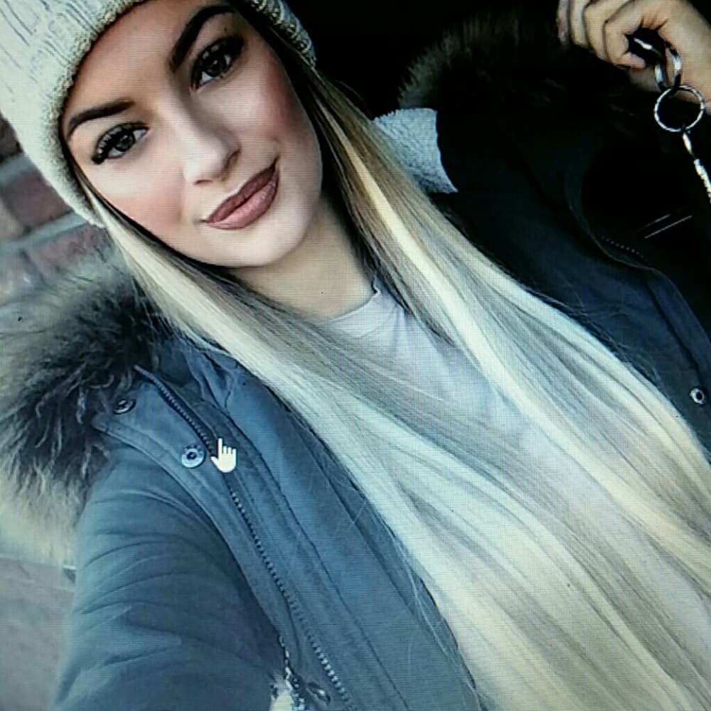 Blonde Full Head Clip in Extension #27/613 - Thumbnail 4