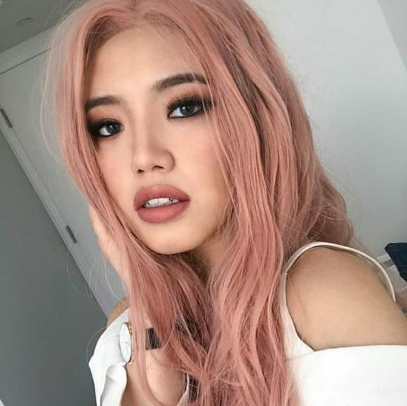 Pink Beauty Lacefront Wig 22-26 inches - Thumbnail 5