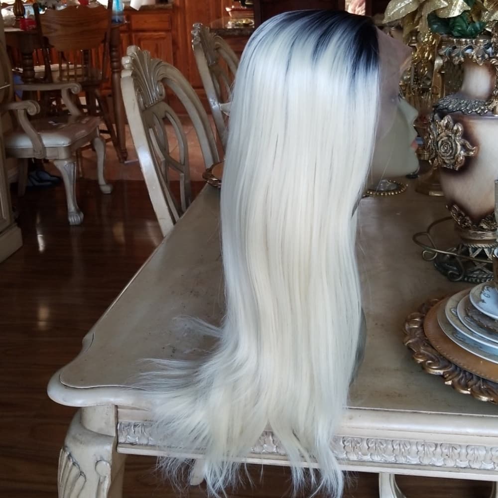 Ombre Blonde Lace Front Wig 20-22 inches!! - Thumbnail 2