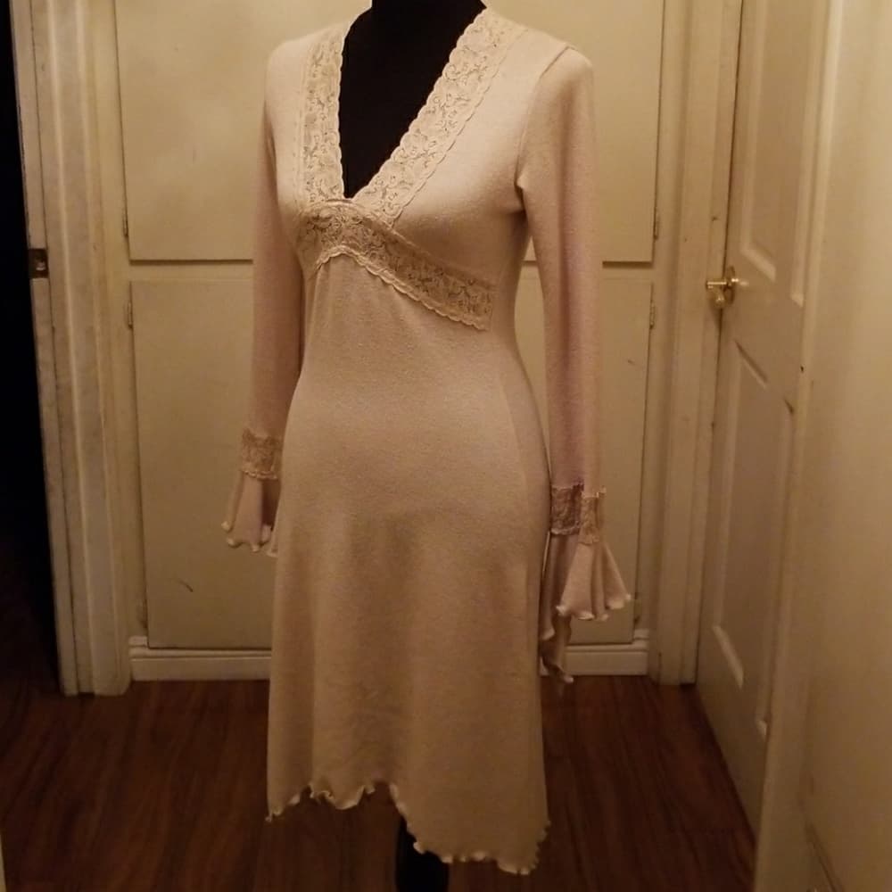Cream Beauty Dress - Thumbnail 3