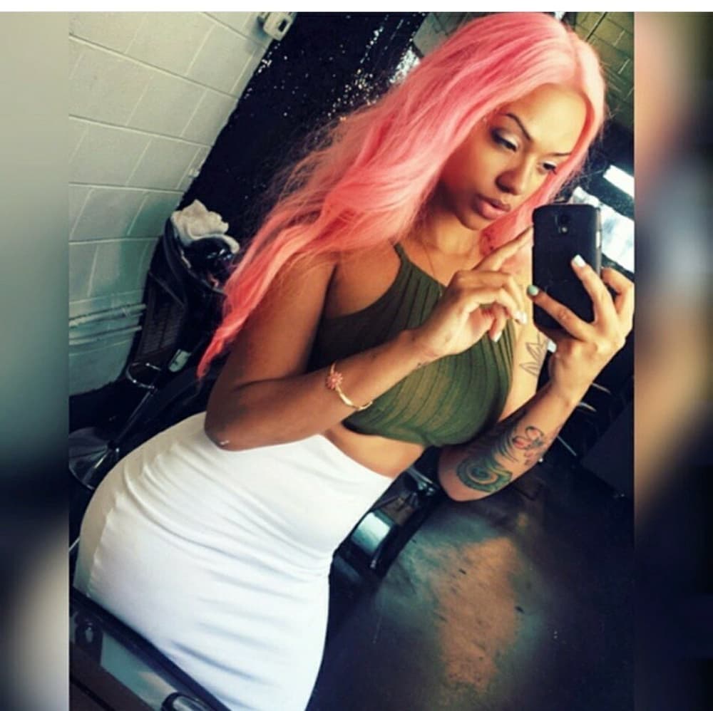 Pink Beauty LaceFront Wig 24-26 inches!! - Thumbnail 4