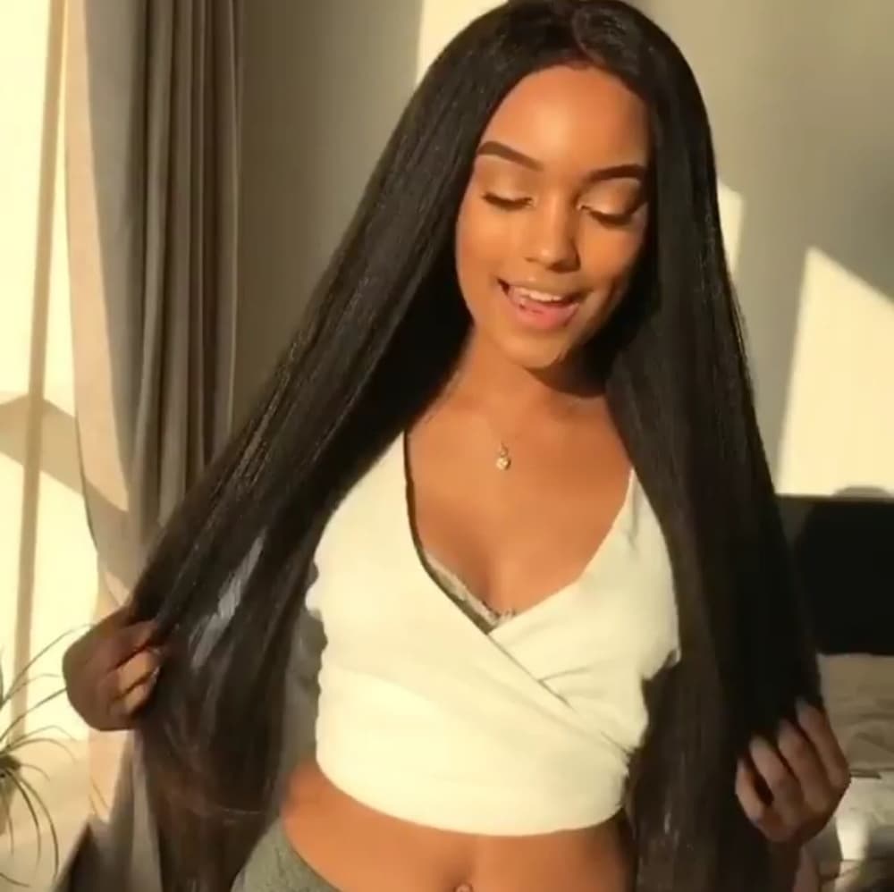Kinky Yaki Lace Front Wig 24-26 inches!! - Thumbnail 8