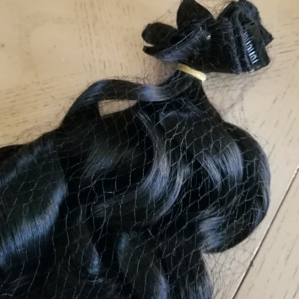 (2) Sets of Black Full Head Clip in Extension - Thumbnail 5