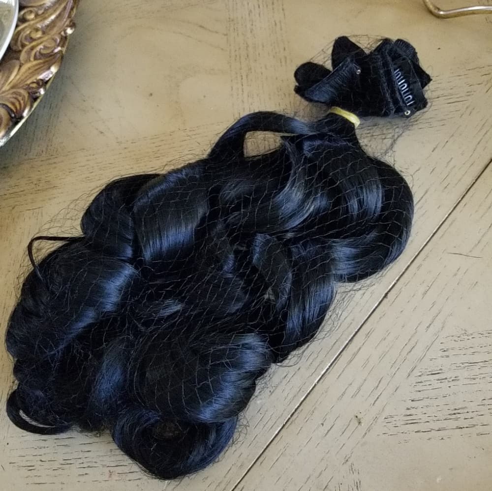 (2) Sets of Black Full Head Clip in Extension - Thumbnail 4