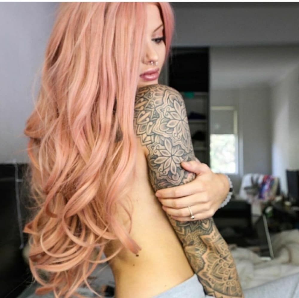 Pink Layered Beauty LaceFront Wig 22-26 inches!! - Thumbnail 2