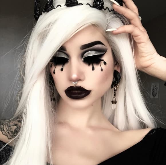 Platinum Blonde Beauty Lace Front Wig - Thumbnail 9