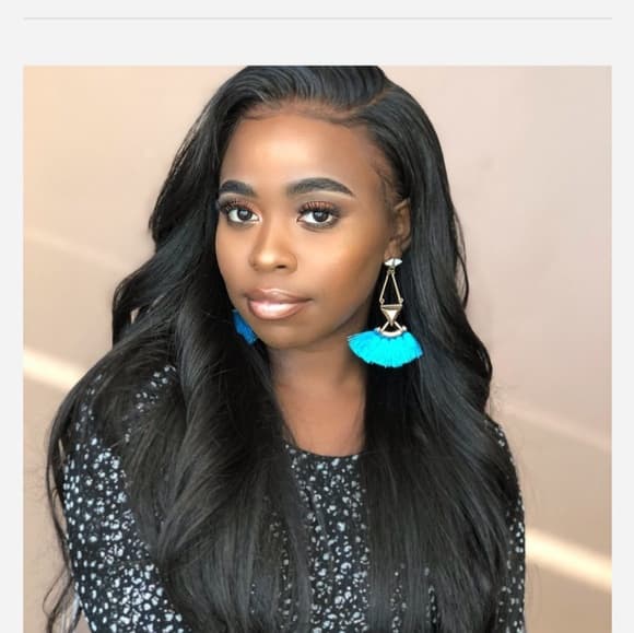 Layered Bodywave Beauty Lace Front Wig - Thumbnail 2