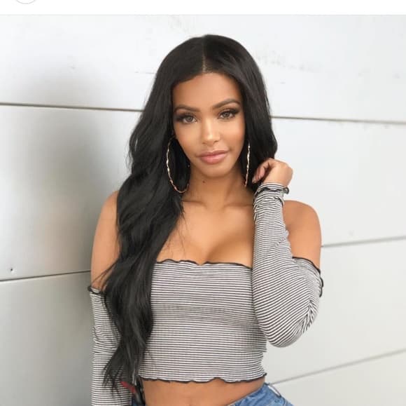 Black Layered Straight Body Wave Lace Wig - Thumbnail 2