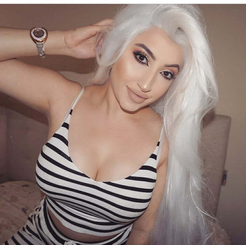 White Beauty Lace Front Wig - Thumbnail 2