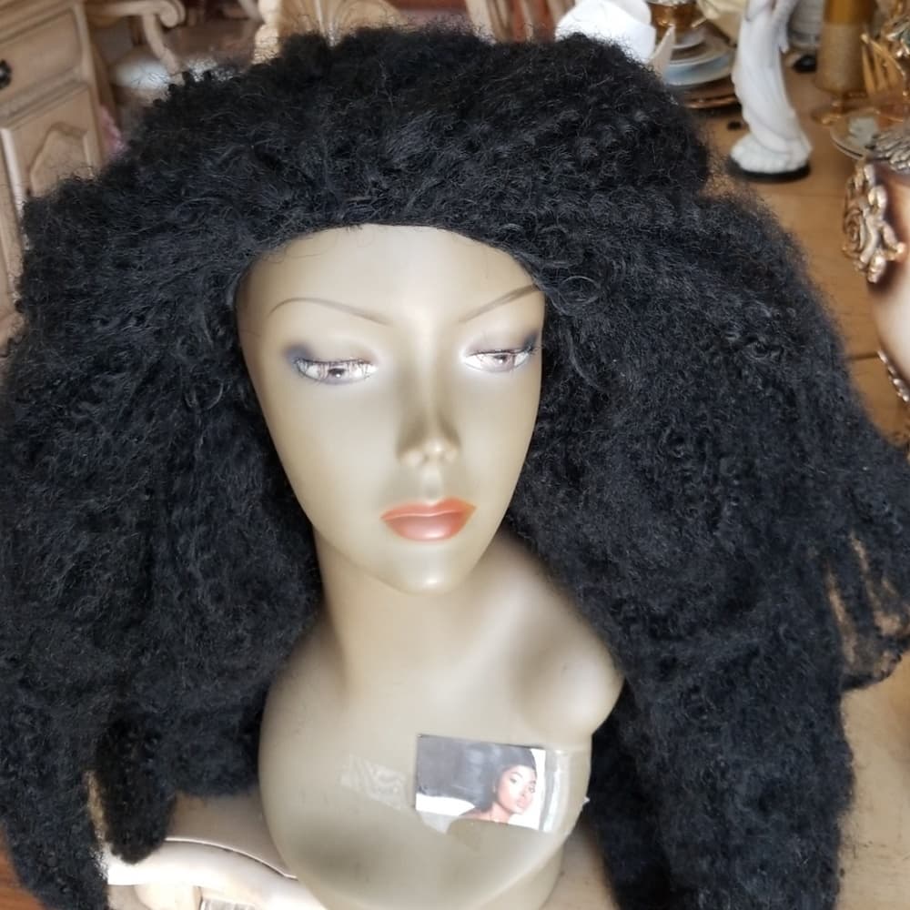 Used Big Kinky Curly Wig - Thumbnail 2
