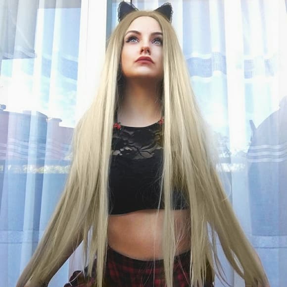 Ombre Blonde LaceFront Wig 24-28 inches!! - Thumbnail 5