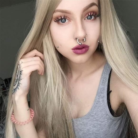 Ombre Blonde Lace Front Wig 22-26 inches - Thumbnail 8