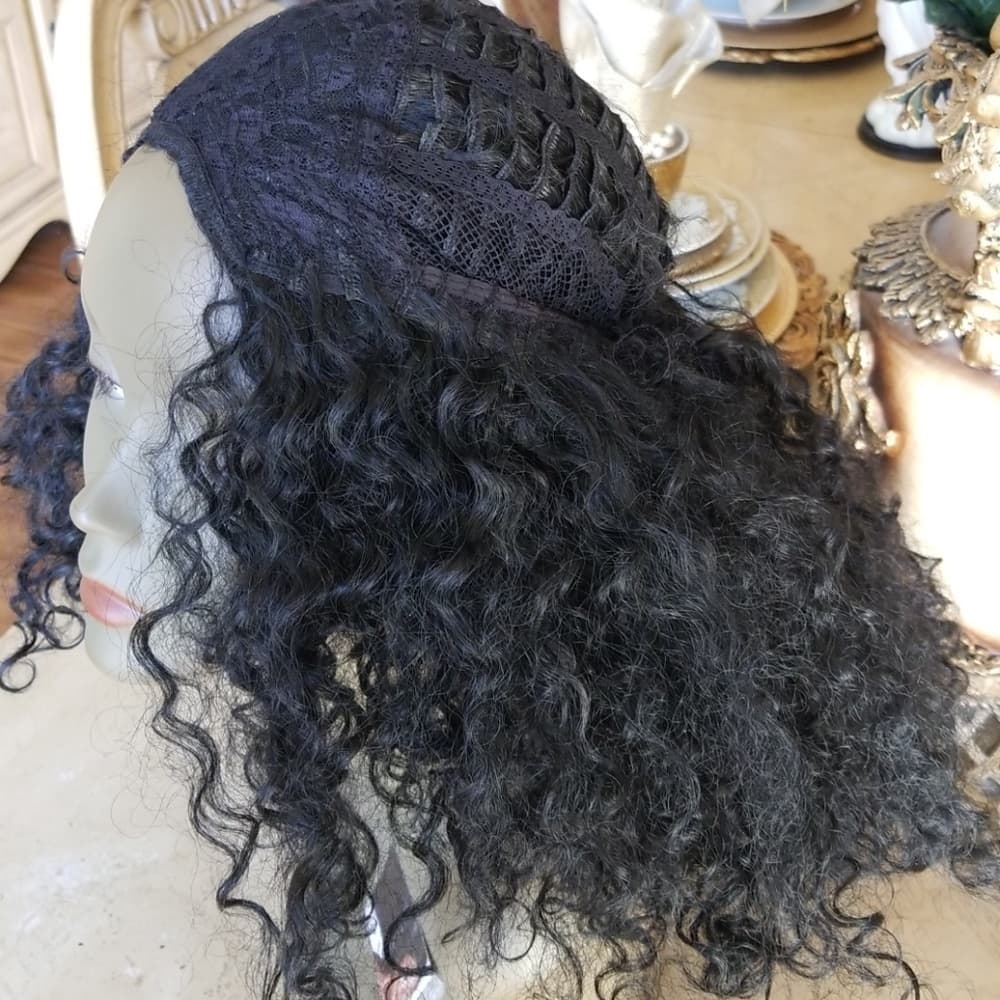 Used Curly Black 3/4 Wig - Thumbnail 7