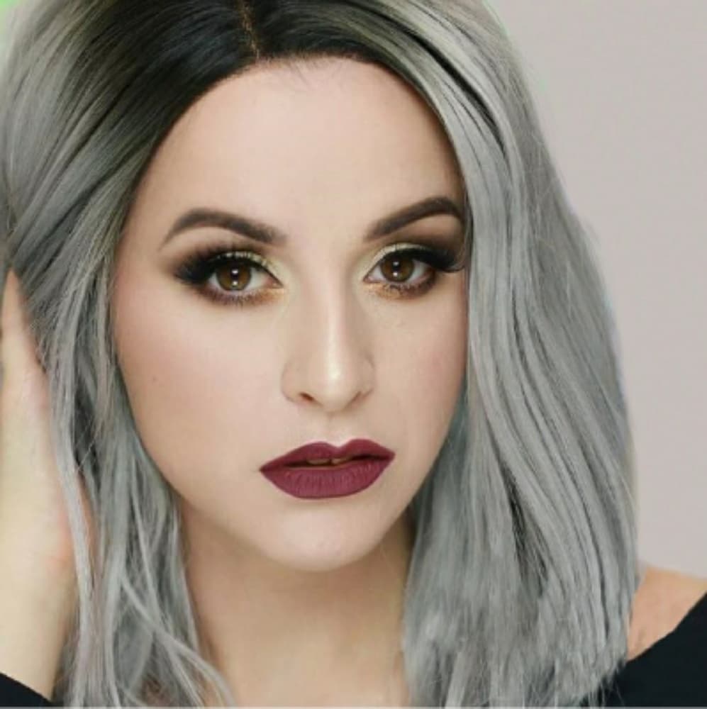 Black Gray Ombre LaceFront Wig - Thumbnail 4
