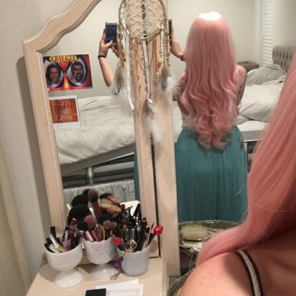 Pink Beauty LaceFront Wig Wig 24-28 inches!! - Thumbnail 2