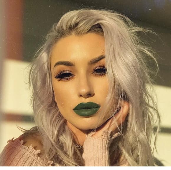 Gray Lace Front Wig - Thumbnail 2