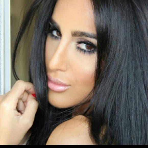 Black Straight Sexy Lace Front Wig 20-24 inches - Thumbnail 4