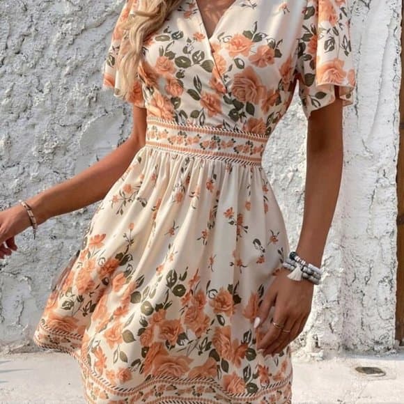 Floral Print Surplice Neck Butterfly Sleeve Dress - Thumbnail 2