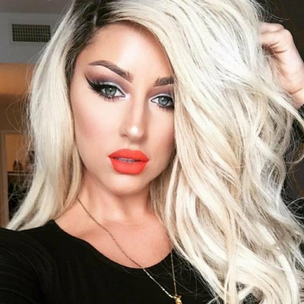 Ombre Blonde Beauty LaceFront 22-26 inches!! - Thumbnail 4