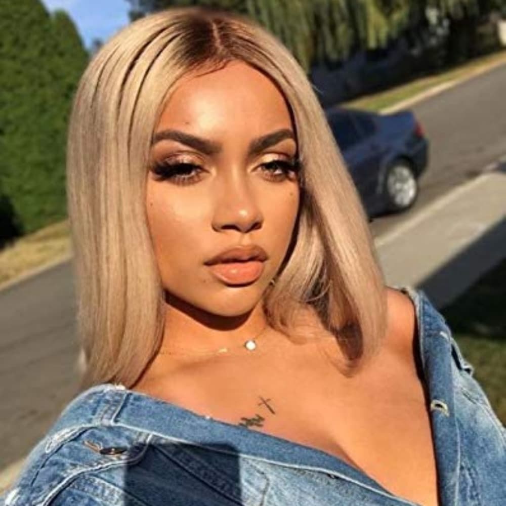 Ombre Blonde Lace Front Wig 26-28 inches!! - Thumbnail 4