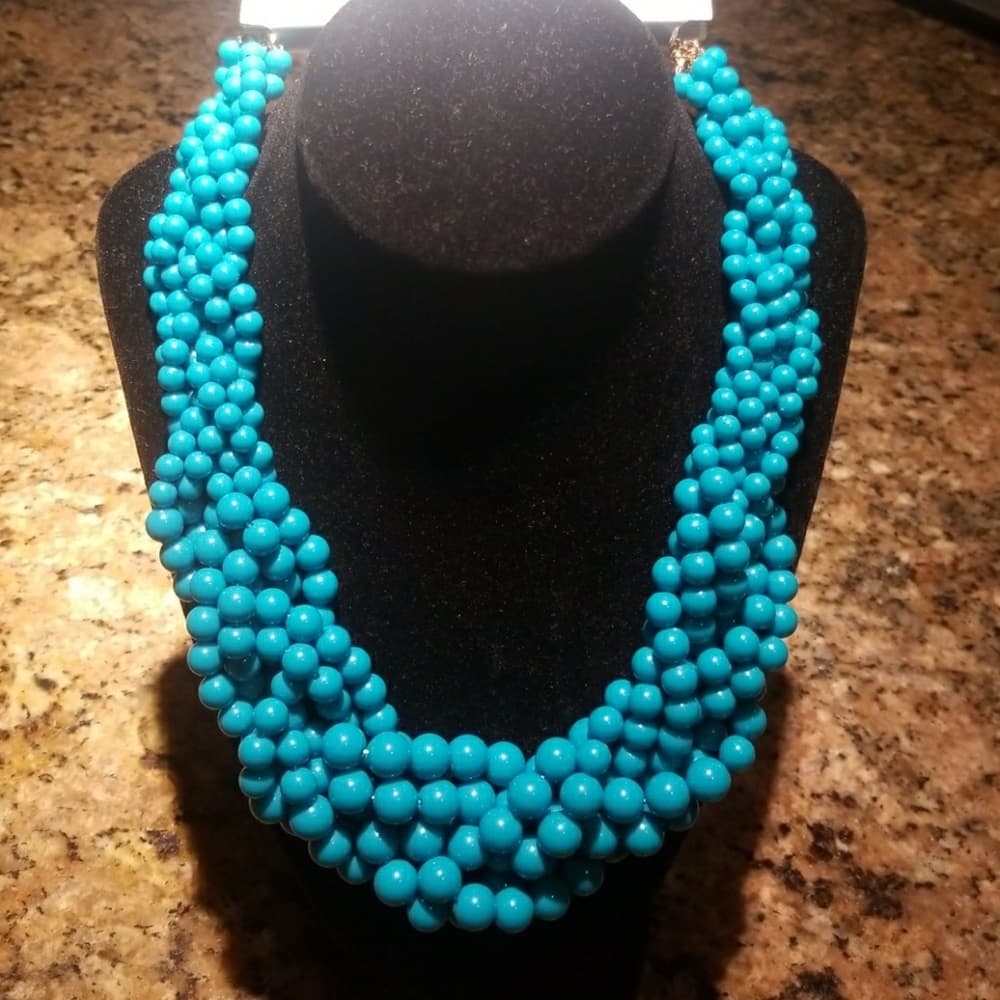 Turquoise Beauty Necklace - Thumbnail 4