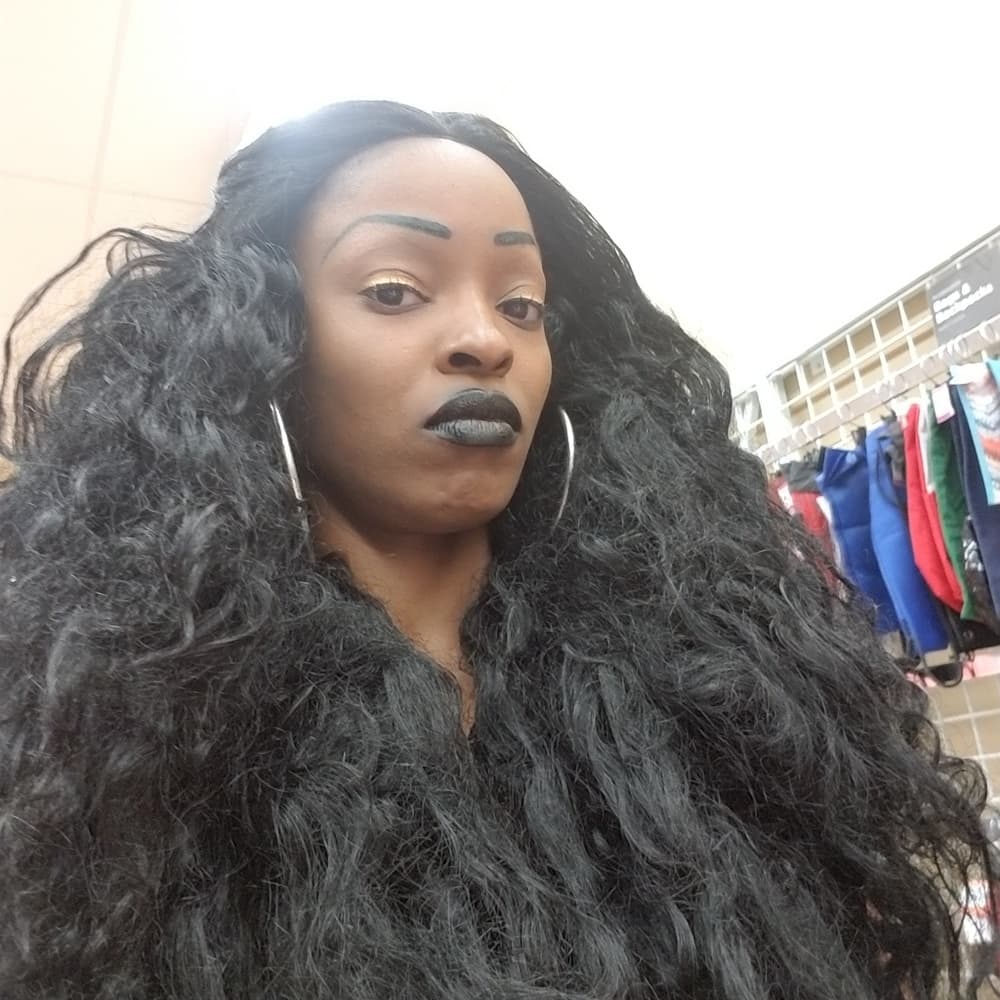Used Kinky Bodywave Lace Front Wig - Thumbnail 5