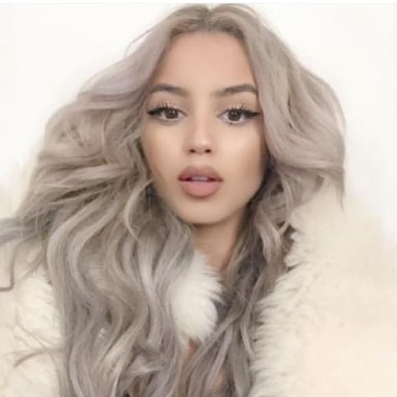 Silver Lace Front Wig - Thumbnail 2
