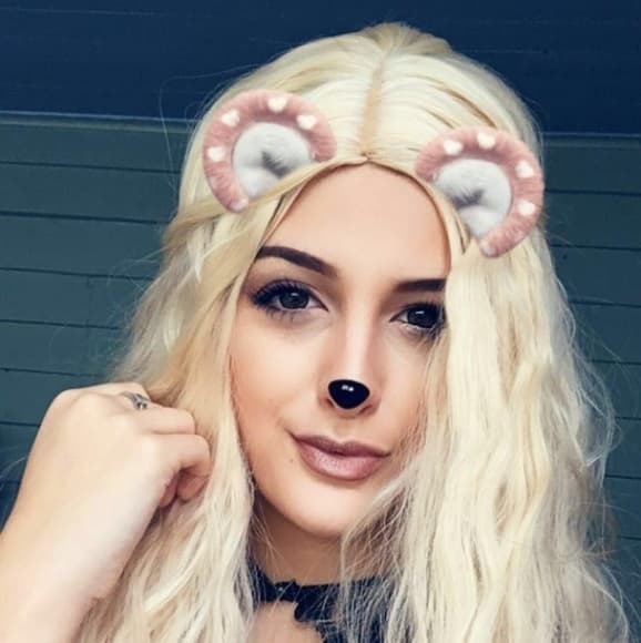 Blonde Beauty Full Wig-not a Lace Front Wig - Thumbnail 9