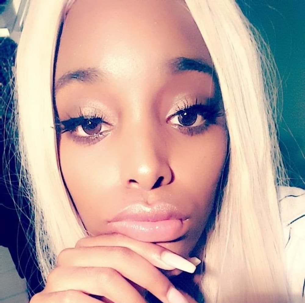 Blonde Beauty Full Wig-not a Lace Front Wig - Thumbnail 3