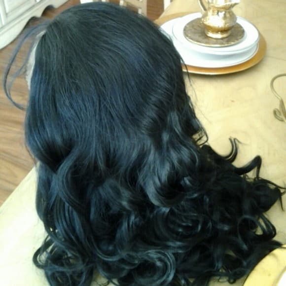 Curly Bodywave Lace Front Wig 22-24 inches!! - Thumbnail 3