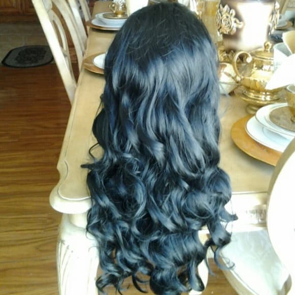 Curly Bodywave Lace Front Wig 22-24 inches!! - Thumbnail 4