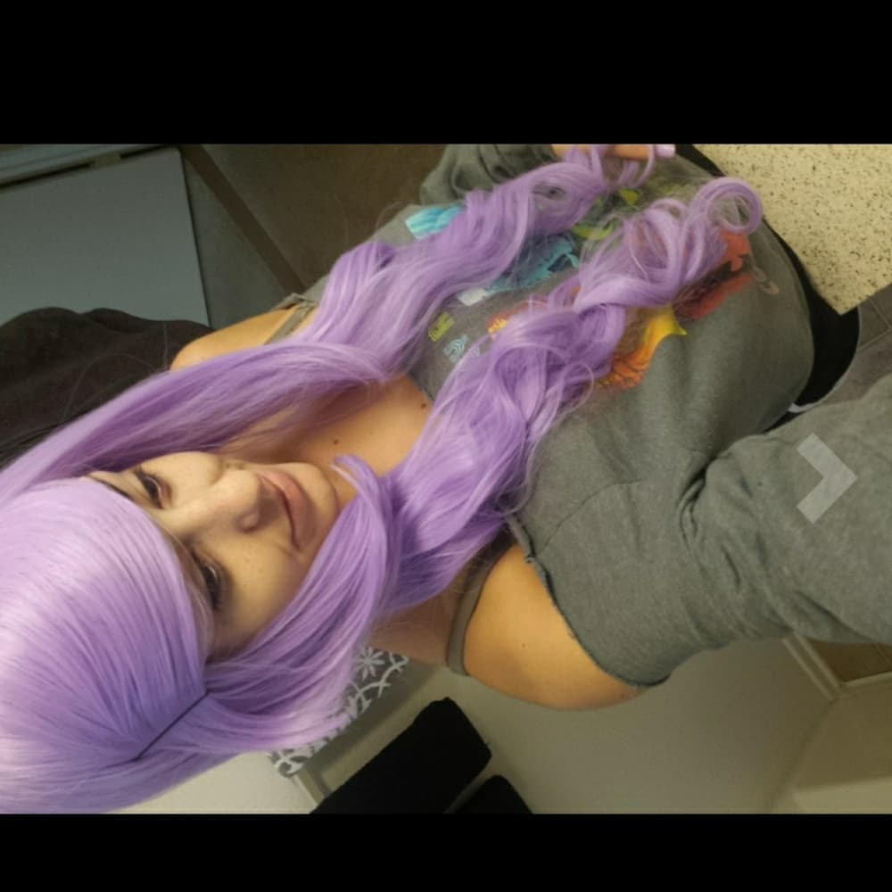 Purple Beauty Wig 30-32 inches!! - Thumbnail 3