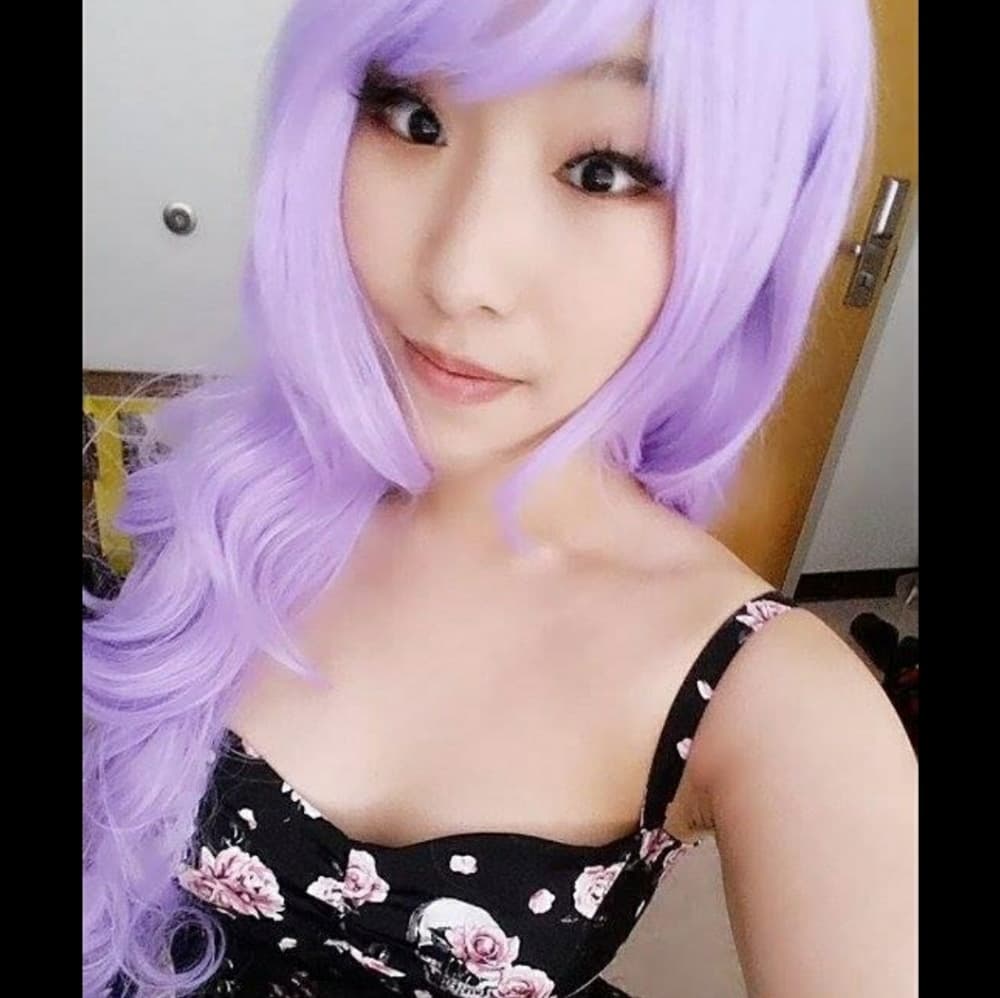 Purple Beauty Wig 30-32 inches!! - Thumbnail 2