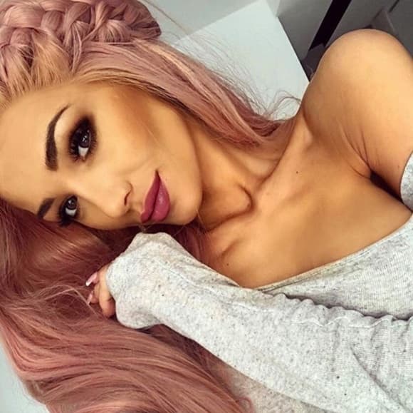 Pink Beauty Lace Front Wig - Thumbnail 3