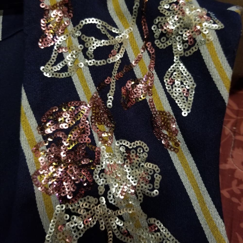 BCBG Maxazria Top - Thumbnail 2