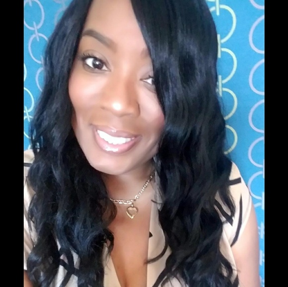 Curly Wavy Wig 20 inches #1b - Thumbnail 6